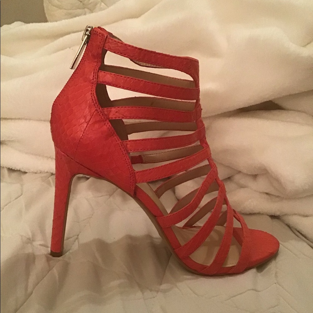 Vince Camuto Pumps